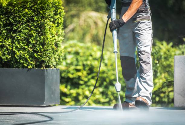 Why Choose Our Pressure Washing Services in California
